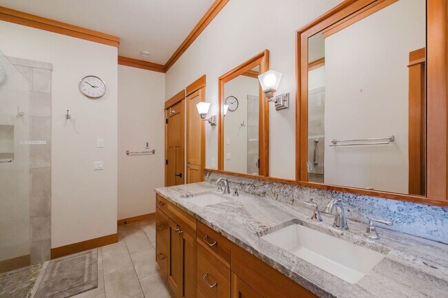 Building Photo - Impeccable Low Bank Bainbridge Waterfront Home with Private Dock