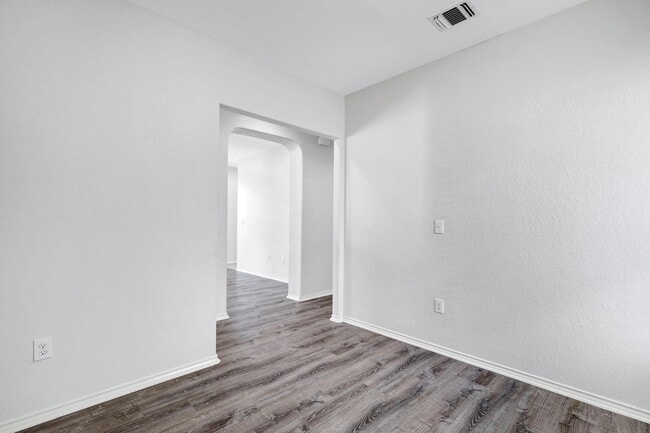 Building Photo - ***APPLICATION CURRENTLY UNDER REVIEW***Luxurious Move-In Ready Home with Versatile Living Spaces