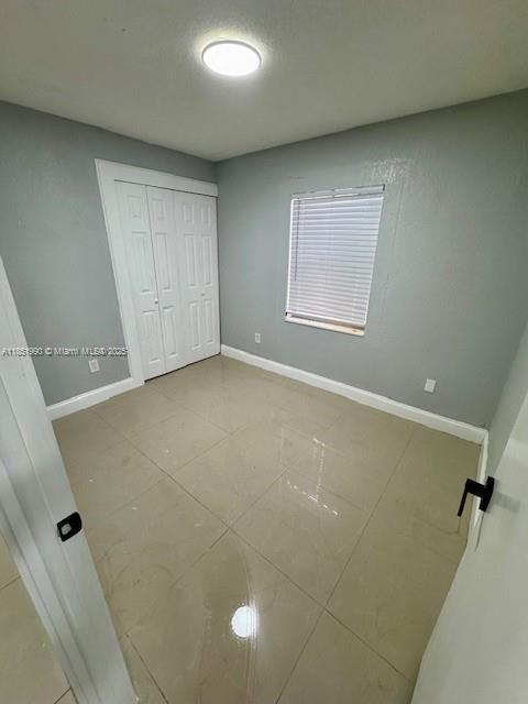Building Photo - 4610 SW 134th Ave