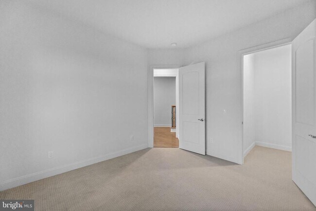Building Photo - 105 Samjan Cir