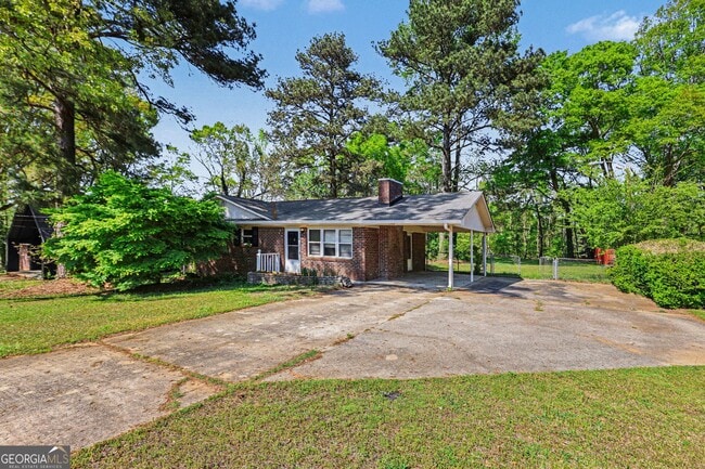 Building Photo - 3670 Goodwin Rd