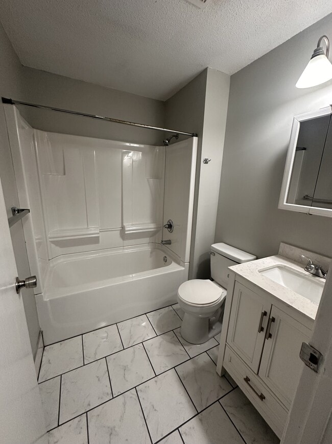 Building Photo - 3605 Wilson Ln