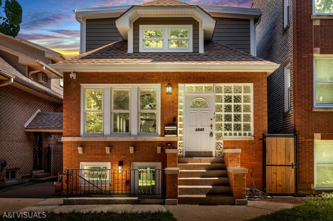 Building Photo - 5841 N Medina Ave