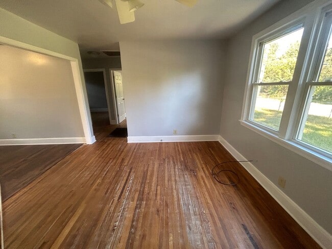 Building Photo - 9 Kolob St