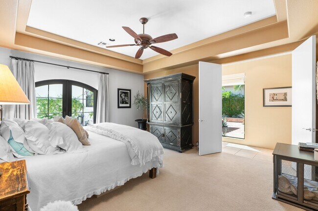 Building Photo - 78760 Cabrillo Way