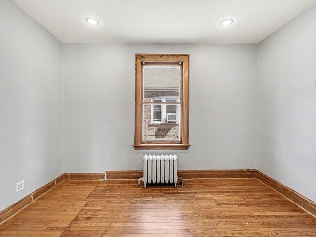 Building Photo - 1542 S 60th Ct