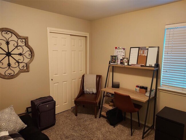 Building Photo - 802 Bull Creek Pkwy