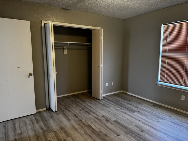 Building Photo - 13340 Horizon Blvd