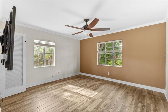 Building Photo - 4009 W San Rafael St