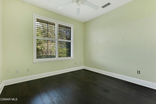 Building Photo - 406 Granite Hills St