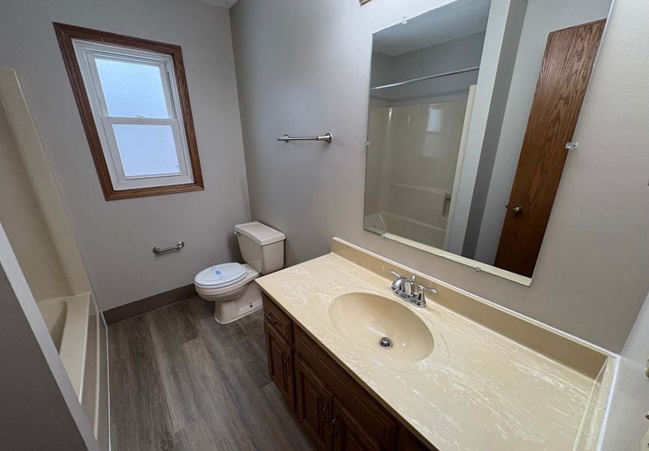 Building Photo - 7362 Paulsen Dr