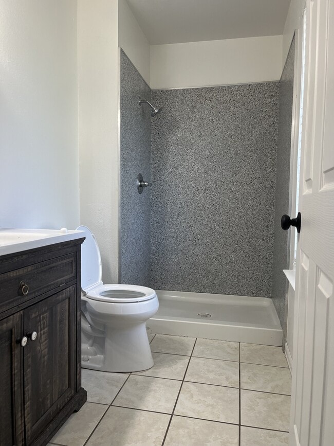 Building Photo - 1431 Mirada Cir