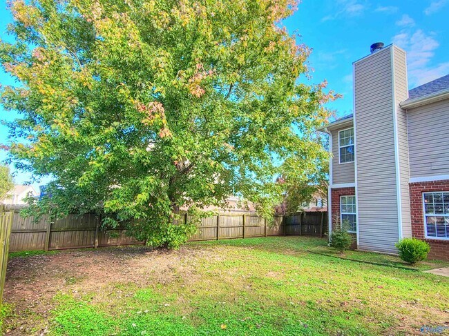 Building Photo - 247 Brockton Dr