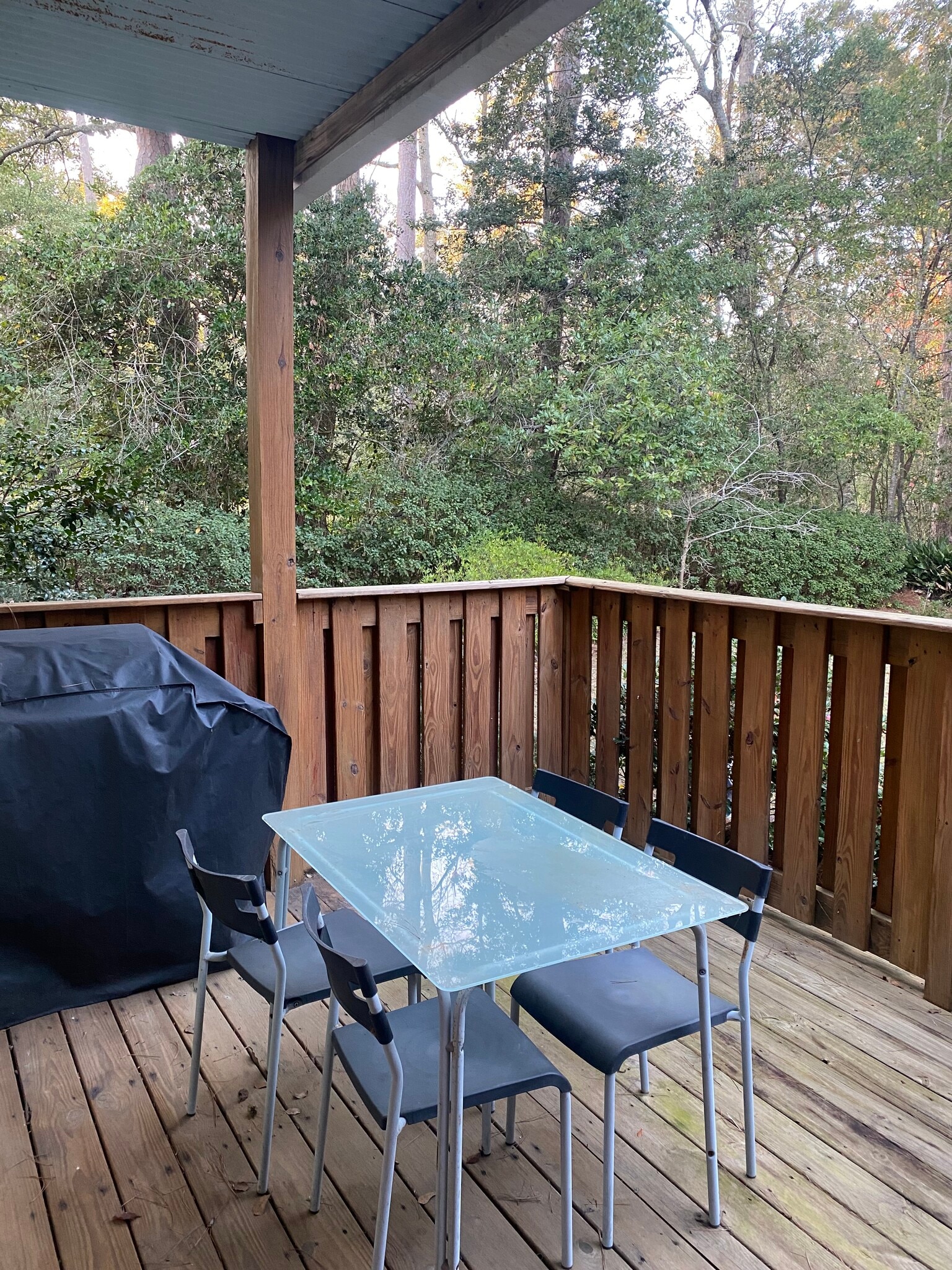 Building Photo - 512 Williams St