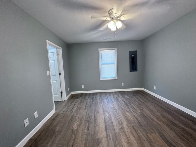 Building Photo - 149 Oyster Ln