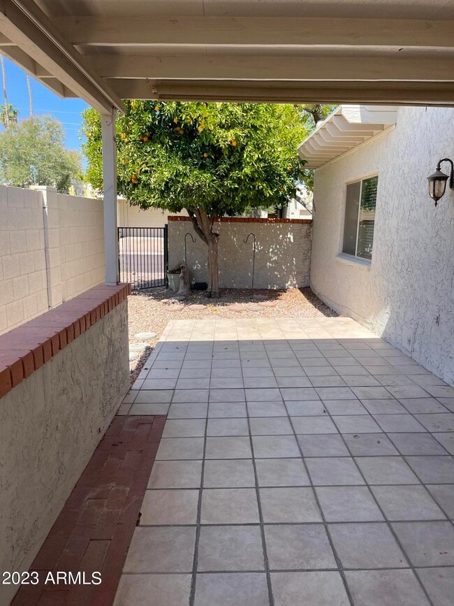 Building Photo - 7611 E Medlock Dr