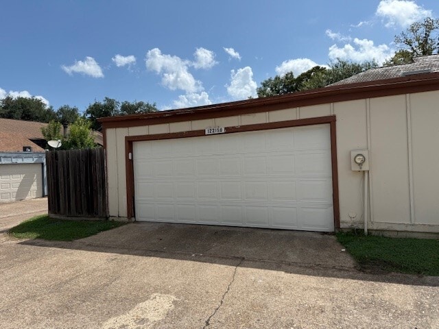 Building Photo - 12215 W Village Dr