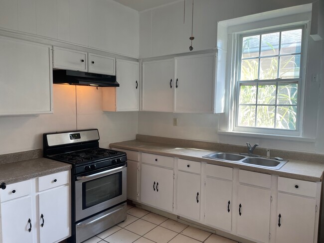 Kitchen - 1230 Mandeville St