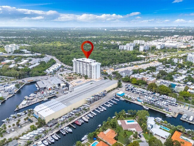 Building Photo - 13499 Biscayne Blvd