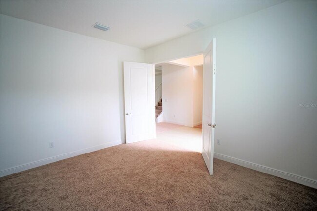 Building Photo - 30835 Spruceberry Ct