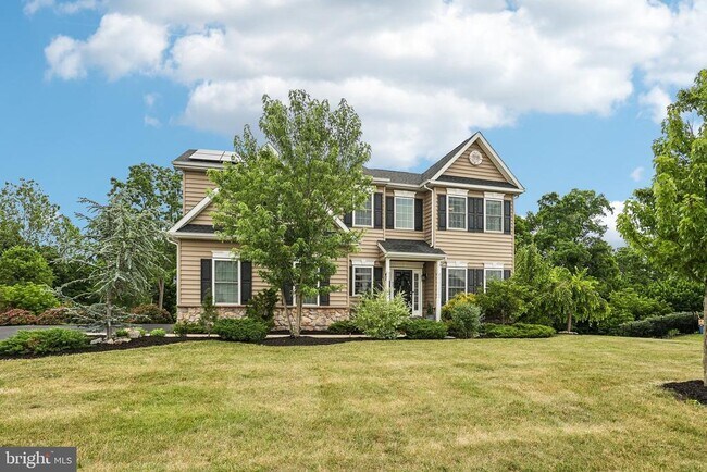 Building Photo - 427 Green Meadow Dr.