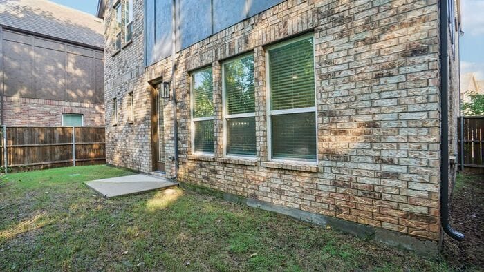 Building Photo - 1703 Paytyn Dr