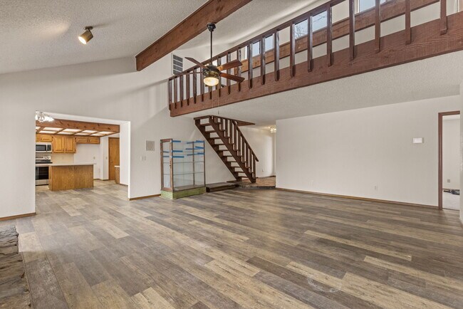 Building Photo - 630 S 276th E Ave