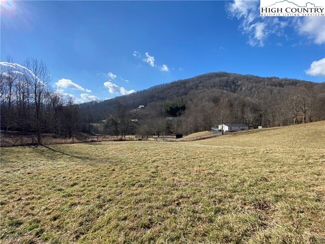 Building Photo - 237 Majestic Vine Ln