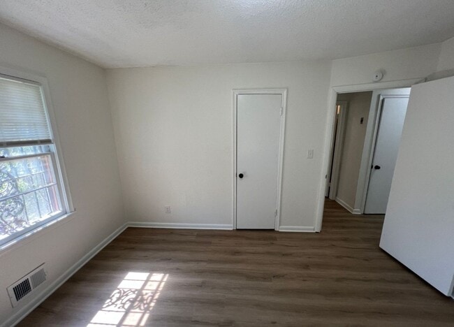 Building Photo - Spacious 4-Bedroom Home with Finished Base...