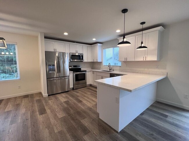 Building Photo - Better Than New Lake Stevens home- 4bds 2.5ba