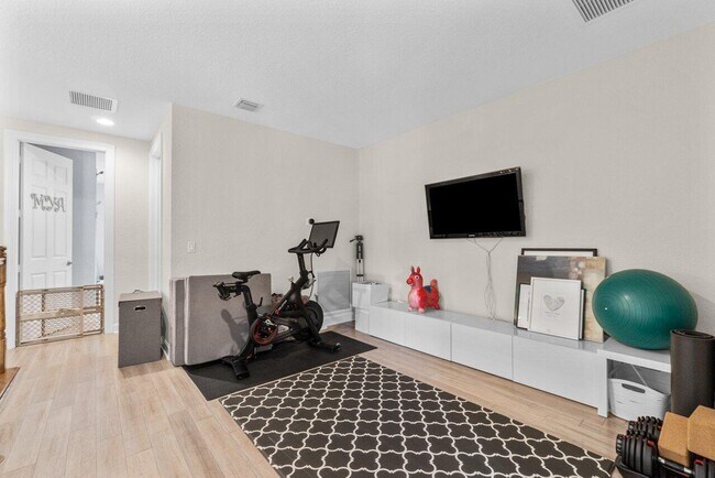 Building Photo - 4707 Cadiz Cir
