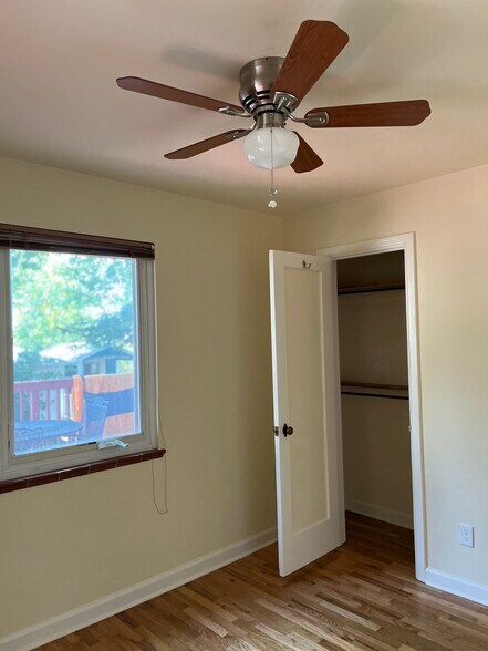 Building Photo - 812 18th St