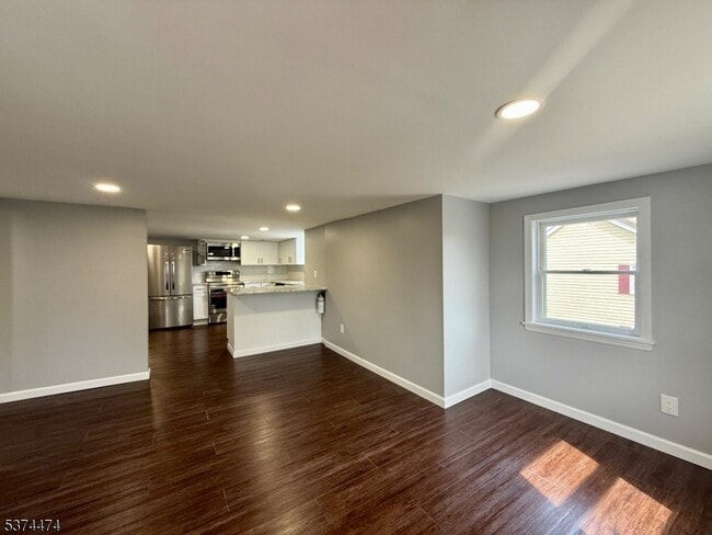 Building Photo - 274 US-202