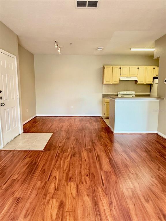 Building Photo - 8911 Legacy Ct