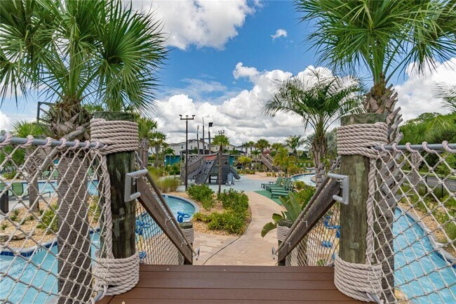 Building Photo - 2705 Scrapbook St