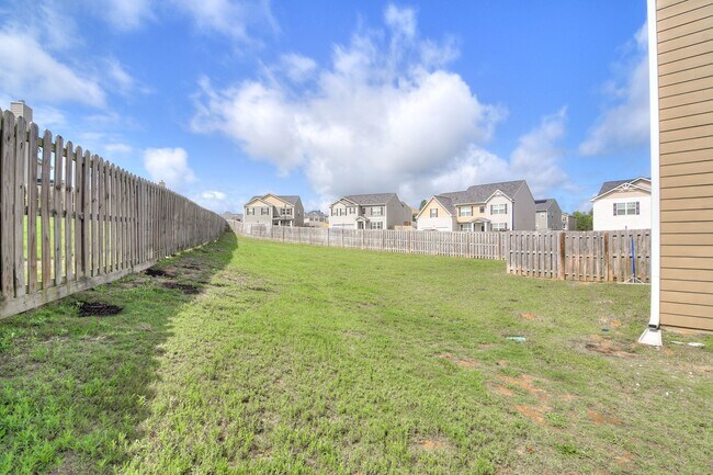 Building Photo - 4 Bedroom Minutes from Fort Eisenhower!