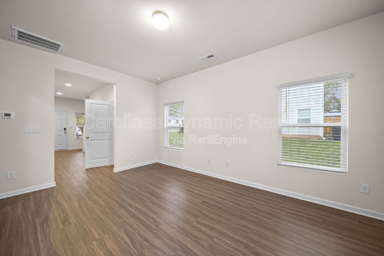 Building Photo - 711 Lackey St