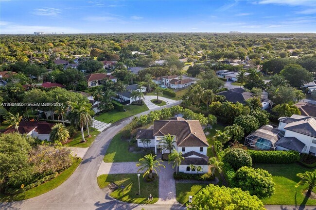 Building Photo - 16449 SW 84th Pl