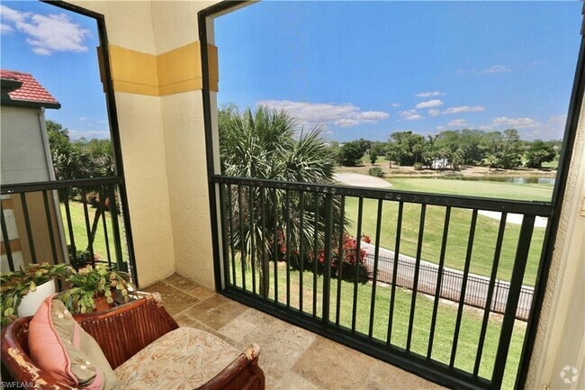 Building Photo - 11490 Villa Grand