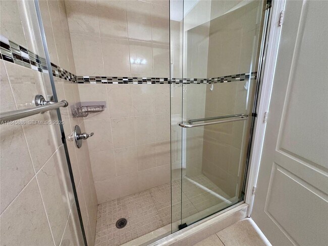 Building Photo - 120 SW 109th Ave