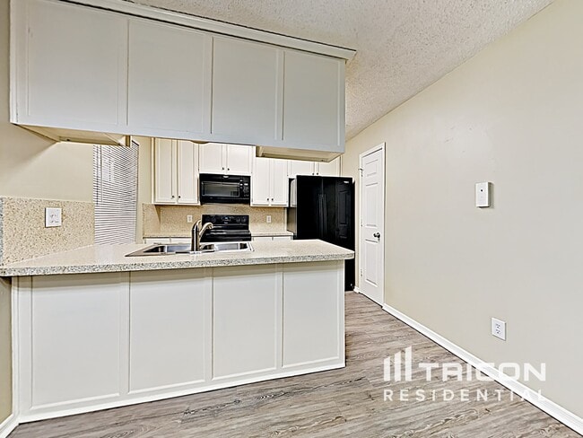 Building Photo - 429 Parkridge Blvd