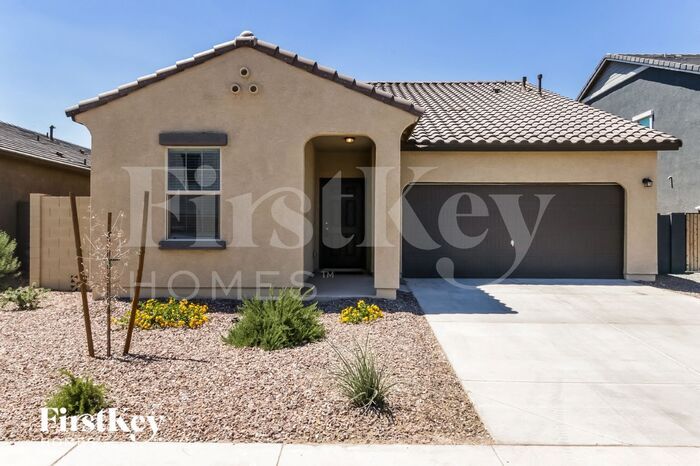 Primary Photo - 357 W White Sands Dr