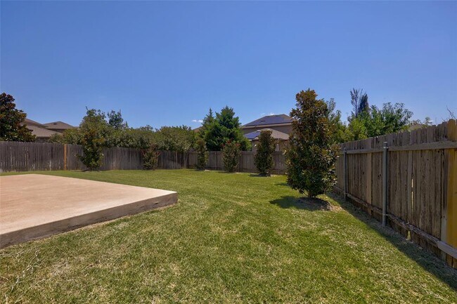 Building Photo - 841 Water Hyacinth Loop
