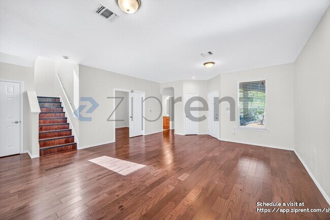 Building Photo - 7414 Bluebonnet Bay