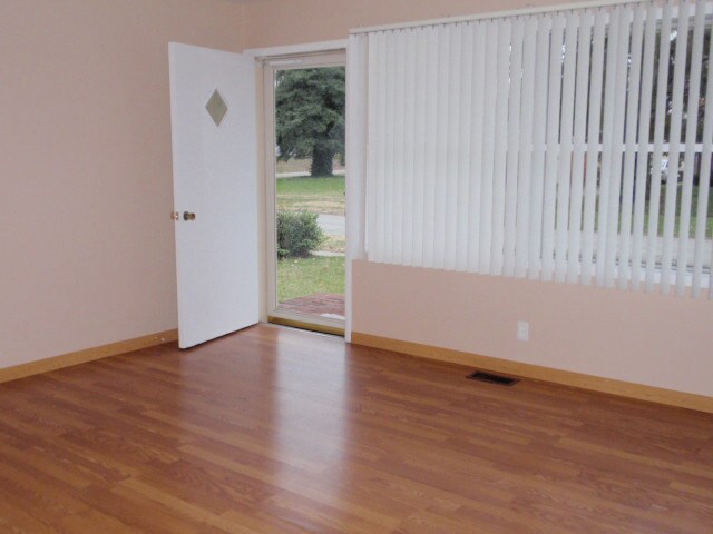 Building Photo - 3413 Calais Dr