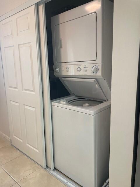 Building Photo - 6660 S Oriole Blvd