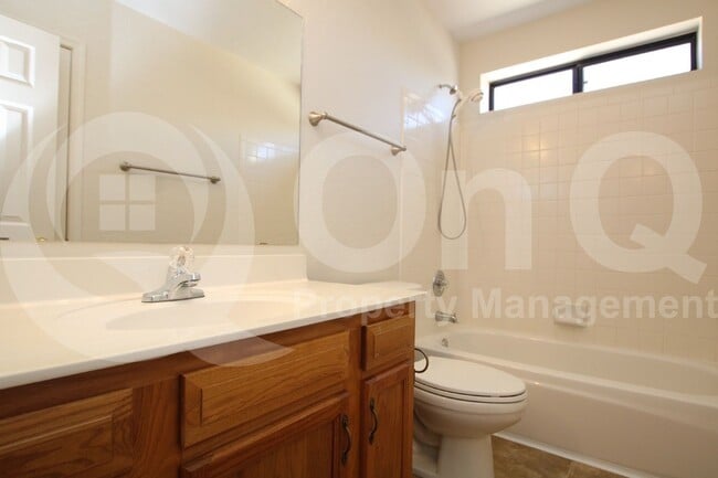 Building Photo - 3858 E Cathedral Rock Dr