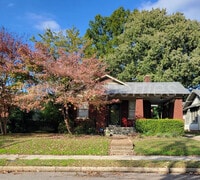 Building Photo - 2022 Felix Ave