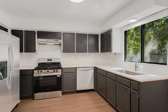 Building Photo - 4811 Spring Meadow Cove