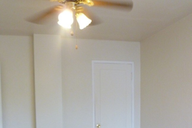 Bedroom - 175 W I St